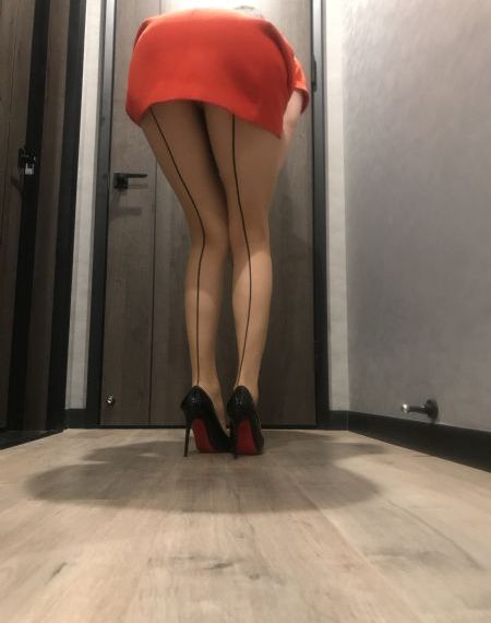 少妇半推半就疯狂迎合视频_剧情片电影在线看